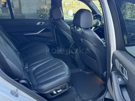 BMW X7 2021 года за 43 500 000 тг. в Алматы – фото 9