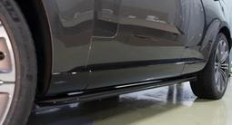 Выдвижные электрические пороги ATS для Range Rover L460 за 950 000 тг. в Астана