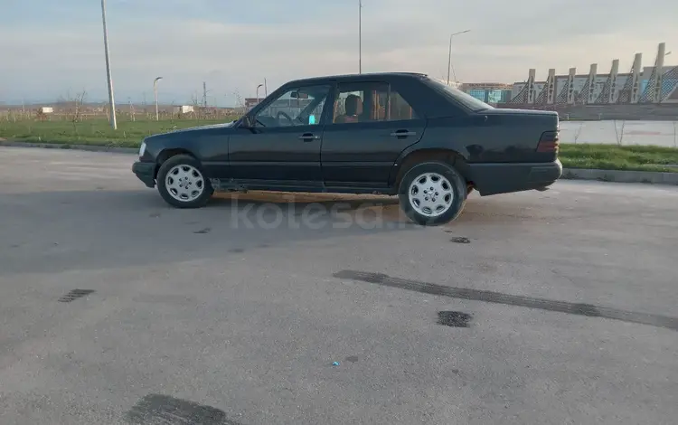 Mercedes-Benz E 200 1990 годаүшін800 000 тг. в Тараз