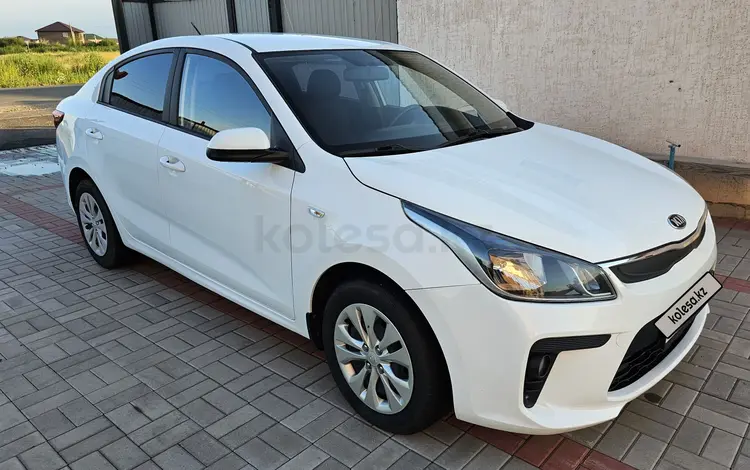 Kia Rio 2020 года за 7 500 000 тг. в Астана