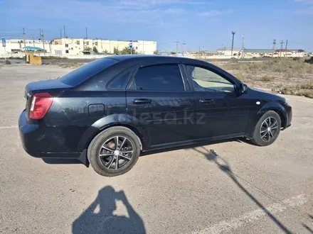 Daewoo Gentra 2014 года за 2 950 000 тг. в Актау – фото 4