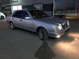 Mercedes-Benz E 280 1997 годаүшін3 500 000 тг. в Жезказган – фото 3