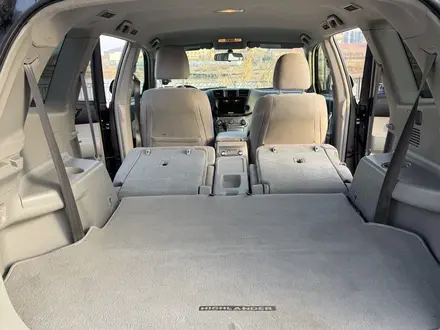 Toyota Highlander 2012 года за 7 000 000 тг. в Атырау – фото 10
