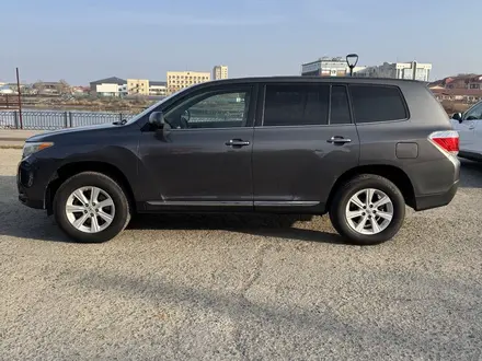 Toyota Highlander 2012 года за 7 000 000 тг. в Атырау – фото 5