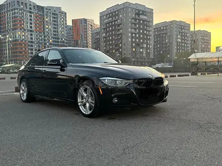 BMW 330 2018 года за 14 800 000 тг. в Алматы – фото 10