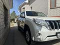 Toyota Land Cruiser Prado 2016 года за 19 200 000 тг. в Актобе