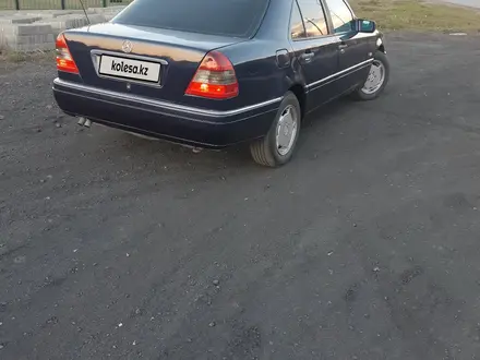 Mercedes-Benz C 200 1996 года за 2 278 050 тг. в Караганда – фото 4