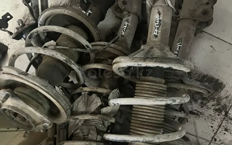 Амортизаторы за 15 000 тг. в Астана