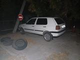 Volkswagen Golf 1994 года за 500 000 тг. в Караганда – фото 2