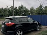 Toyota RAV4 2014 года за 8 500 000 тг. в Уральск – фото 4