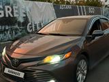 Toyota Camry 2020 года за 9 900 000 тг. в Астана – фото 4