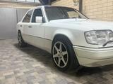 Mercedes-Benz E 320 1994 годаүшін2 900 000 тг. в Тараз – фото 2