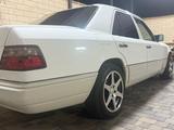 Mercedes-Benz E 320 1994 годаүшін2 900 000 тг. в Тараз – фото 5