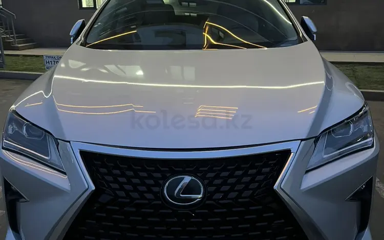 Lexus RX 350 2018 годаfor17 500 000 тг. в Атырау