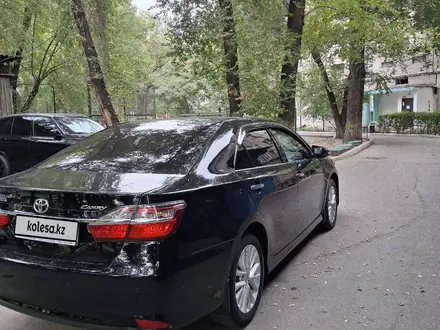 Toyota Camry 2015 года за 9 800 000 тг. в Алматы – фото 4