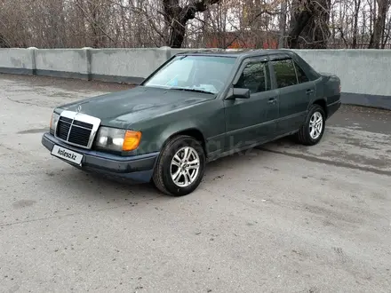 Mercedes-Benz E 230 1989 года за 850 000 тг. в Караганда