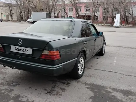 Mercedes-Benz E 230 1989 года за 850 000 тг. в Караганда – фото 8