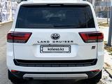 Toyota Land Cruiser 2025 года за 68 500 000 тг. в Астана – фото 3