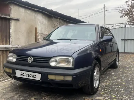 Volkswagen Golf 1994 года за 2 100 000 тг. в Алматы