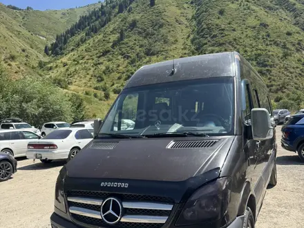 Mercedes-Benz Sprinter 2008 года за 9 999 999 тг. в Алматы – фото 3