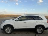 Kia Sorento 2014 годаүшін8 800 000 тг. в Актобе – фото 2