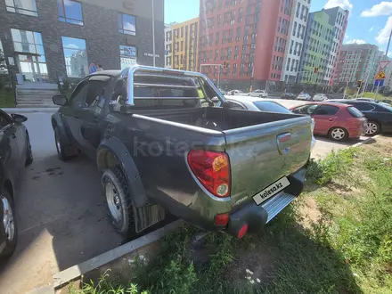 Mitsubishi L200 2015 года за 9 500 000 тг. в Астана – фото 3