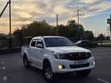 Toyota Hilux 2014 года за 7 800 000 тг. в Сарыагаш – фото 2