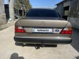 Mercedes-Benz E 230 1992 годаүшін2 600 000 тг. в Алматы – фото 4