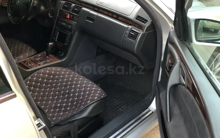 Mercedes-Benz E 320 2000 годаүшін5 000 000 тг. в Алматы
