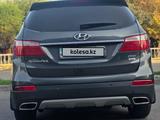 Hyundai Santa Fe 2014 годаүшін8 800 000 тг. в Алматы