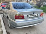 BMW 520 1997 года за 2 200 000 тг. в Шымкент – фото 2