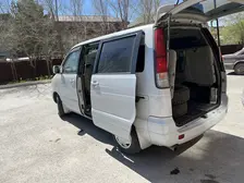 Toyota Town Ace Noah, 1998