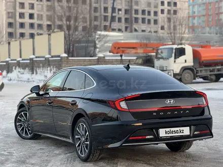 Hyundai Sonata 2021 года за 12 300 000 тг. в Алматы – фото 4