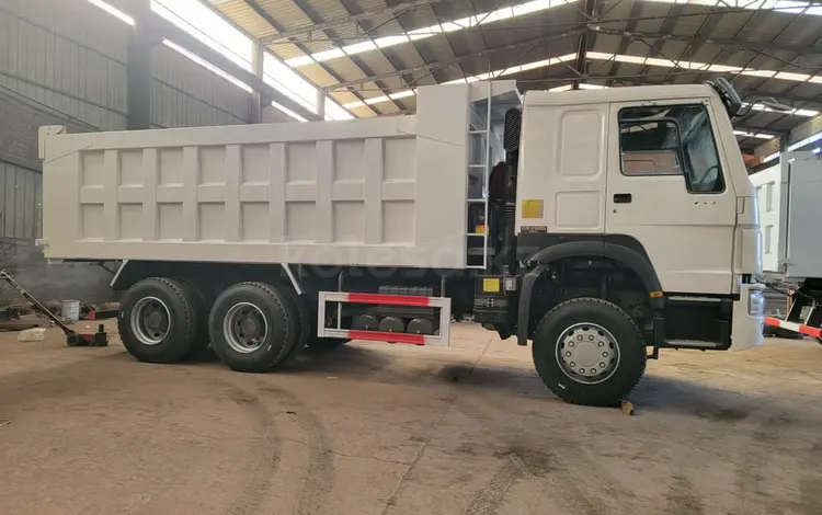 Howo  ZZ3327 2023 года за 27 000 000 тг. в Атырау
