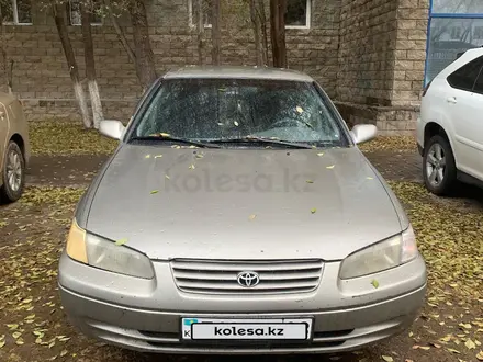 Toyota Camry 1999 года за 3 200 000 тг. в Астана – фото 5