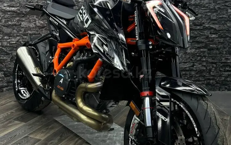 KTM  SUPER DUKE 1290 R 2020 годаүшін8 050 000 тг. в Алматы