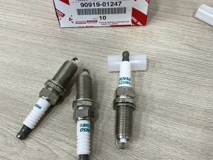 90919-01247 свеча зажигания FK20HR11 за 9 000 тг. в Алматы