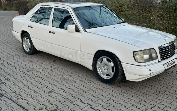 Mercedes-Benz E 280 1994 года за 1 300 000 тг. в Алматы