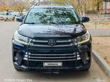 Toyota Highlander 2016 года за 13 000 000 тг. в Актау