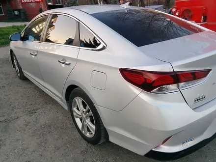 Hyundai Sonata 2018 года за 8 150 000 тг. в Усть-Каменогорск – фото 5