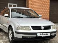 Volkswagen Passat 1997 года за 1 300 000 тг. в Уральск