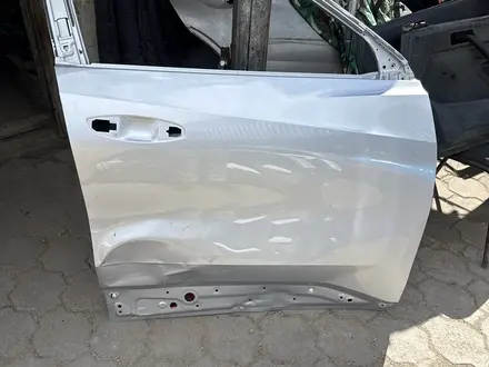Дверь Geely Atlas за 60 000 тг. в Караганда