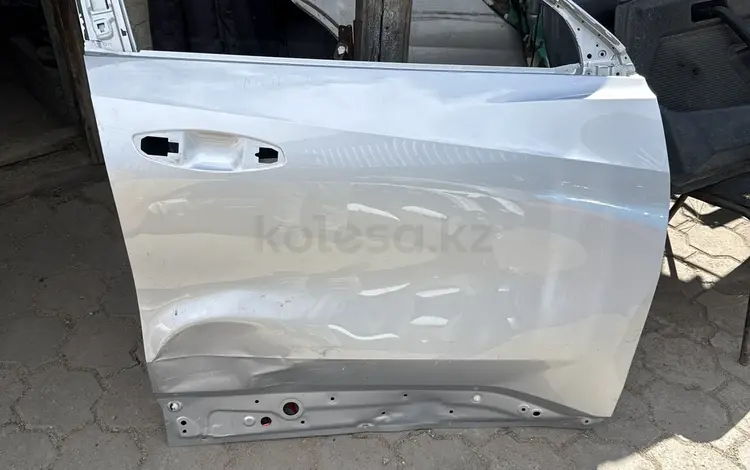 Дверь Geely Atlas за 60 000 тг. в Караганда