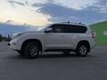 Toyota Land Cruiser Prado 2015 года за 17 000 000 тг. в Актобе – фото 15