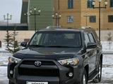 Toyota 4Runner 2017 года за 19 000 000 тг. в Семей – фото 2