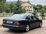 Mercedes-Benz E 320 2000 года за 6 000 000 тг. в Мерке – фото 4