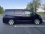 Toyota Vellfire 2010 годаүшін10 500 000 тг. в Усть-Каменогорск