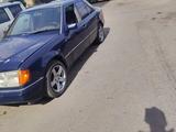 Mercedes-Benz E 220 1994 года за 1 000 000 тг. в Астана – фото 2