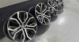 R20 BMW X5 за 280 000 тг. в Алматы – фото 3
