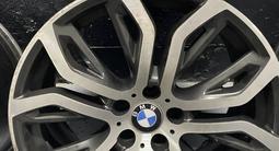 R20 BMW X5 за 280 000 тг. в Алматы – фото 5